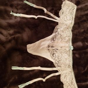 Victoria's Secret Dream Angels Garter Thong M